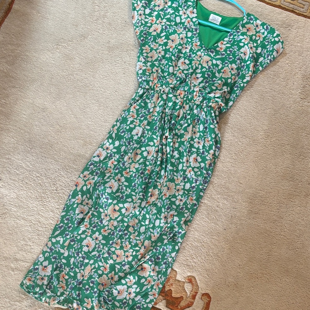 Sienna Sky Green Floral Midi Dress